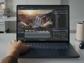 Microsoft Surface Laptop Ultra 搭载 Nvidia RTX Spark N1X ARM SoC。