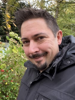 与 iPhone Air 自拍