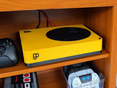 Playnix 的大小与原版 PS5 大致相同。