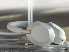 WH-1000XM6 和 Xperia 1 VIII 可能在本月晚些时候同时发布，图为 XM5。(图片来源：索尼）