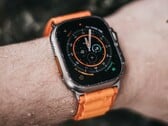 经过一年的休整，Apple Watch Ultra 系列据称将迎来一些升级（图片来源：Alek Olson）