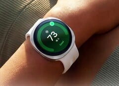 据部分用户反馈,三星Galaxy Watch9完全充满电最多需要四个小时。