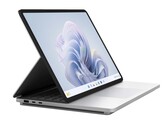 Surface Laptop Studio 2 采用了前代产品的设计。(图片来源：@rquandt &amp; WinFuture）