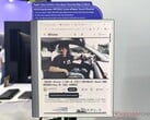 华硕在 Computex 2026 上展出了 MP13UC 电子纸显示屏和 ATS01D 展台。