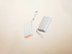 这两款新款移动电源的额定容量分别为15,000mAh和20,000mAh。图为这两款新机型。