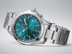 Seiko Prospex Alpinist（型号 SPB507，如图）采用蓝色表盘。其他两个型号的表盘分别为黑色和绿色。(图片来源：精工）