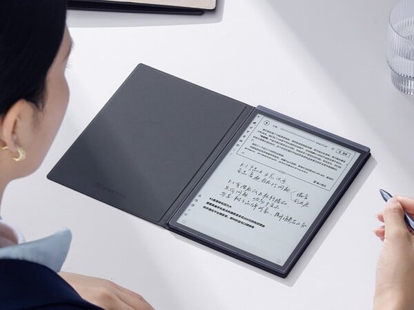 iFlytek Air 3 主要面向专业人士。