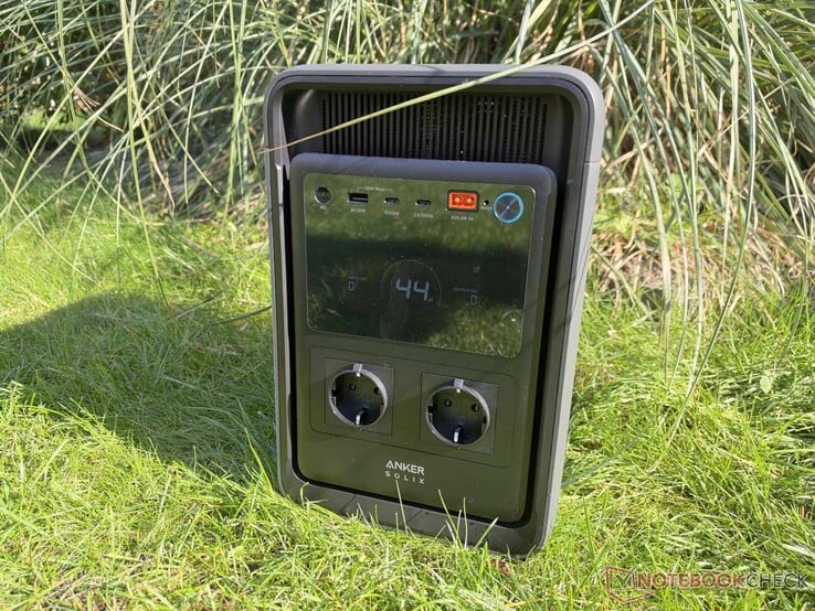 Anker Solix S2000 正面
