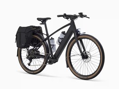 Trek FX+ 1 电动自行车一次充电可行驶 50 英里（80.4 公里）（图片来源：Trek）