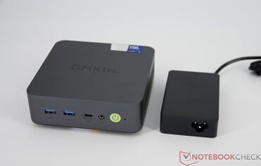 GMKtec NucBox K17（带电源，20 V；5 A）