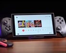 Abxylute S8 无线游戏控制器可伸缩，适用于任天堂 Switch 和其他移动设备。(图片来源：Abxylute）