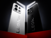 联想Legion Y70。