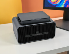 Khadas Mind Pro 和 Mind Graphics 2（图片来源：Notebookcheck）