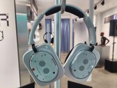 Nothing Headhone (1) 的设计与众不同，但其规格却并非闻所未闻。(图片来源：nothing_fan_blog via Instagram）