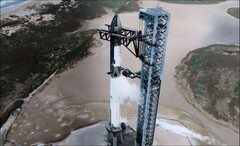 SpaceX 的星际飞船在发射台上。(图片来源：SpaceX）
