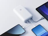 Xiaomi 的新款基础版 20,000 mAh 充电宝有黑色和白色两种配色。