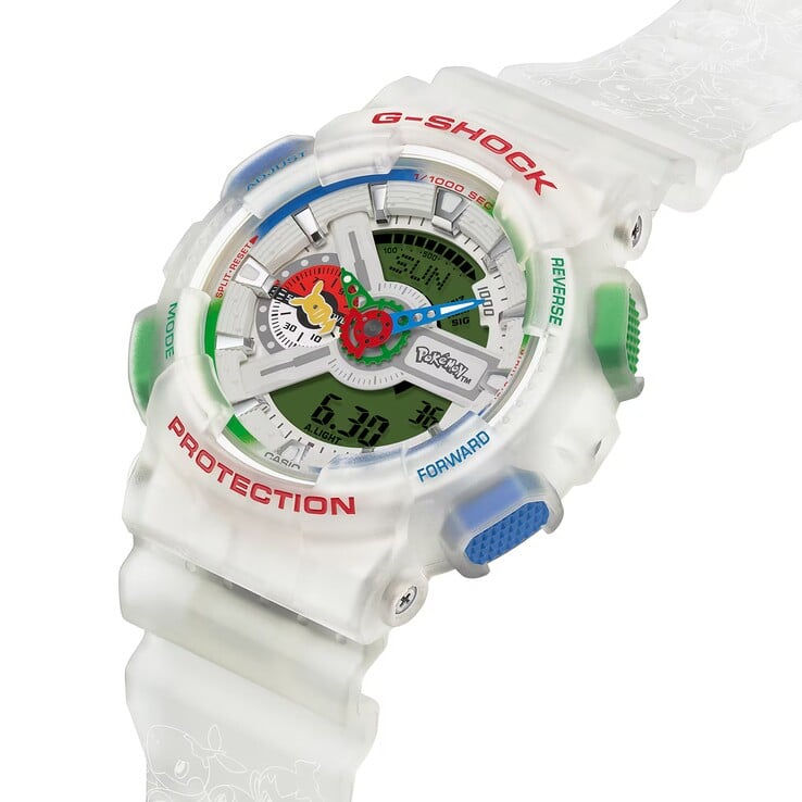 这款半透明的卡西欧G-Shock宝可梦GA-110PKM-7A手表的侧视图，突显了其超大表壳和色彩斑斓的按钮。
