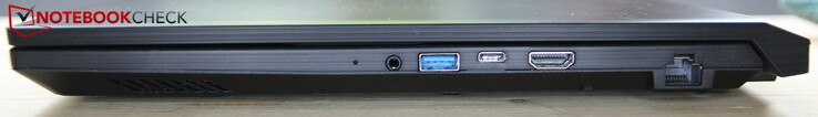 右边：耳机接口、USB-A 3.0、USB-C 3.0、HDMI