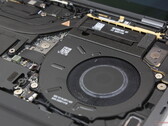 与新款 Framework 相比，Core Ultra X7 在戴尔设备上的运行速度明显更快。