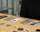 公司展示的 Nothing Phone (3a) 原型。(图片来源：Eyal-M 在 Reddit 上）