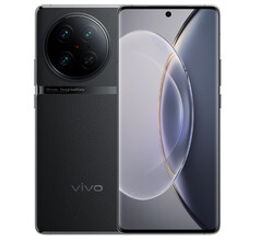 vivo X90 Pro--传奇黑。(图片来源：vivo)