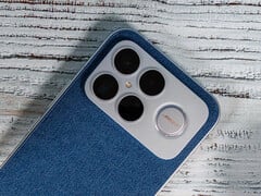 配备 Bose 2.1 音效系统的 Poco F8 Ultra（图片来源：Daniel Schmidt）