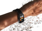 Smart Band 11 Active 将以黑色、灰色和葡萄柚粉色在全球上市。