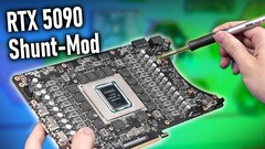 修改后的 RTX 5090（图片来源：der8auer YouTube 频道）