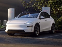 2026 年新款 Model Y 在超级充电站充电。(图片来源：特斯拉）