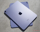 Apple 预计 iPad Air 将像 iPad Pro 系列一样提供两种尺寸，图为当前的 iPad Air。(图片来源：Notebookcheck）