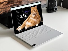 猫咪守门员旨在防止过度使用社交媒体。