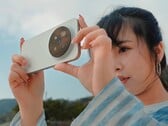 vivo发布了其Vivo X300 Pro继任机型摄像头拍摄的首段4K240视频样片。