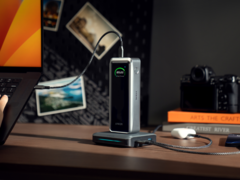新款 Anker Prime 电源箱（如图）配有智能显示屏，可显示充电数据和设备状态。(图片来源：Anker）