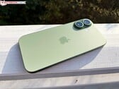 在DxOMark的相机评测中，苹果iPhone 17的表现优于之前的旗舰机型。