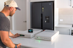 Bluetti 冰箱电源可扩展至 8 千瓦时