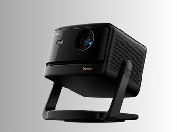 当贝 DBOX02 Pro 4K 投影机正面角度（图片来源：当贝公关）