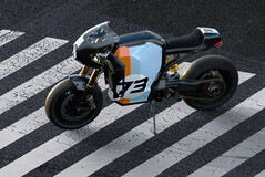 Super73 C1X Le Pew café racer 采用复古的赛车配色，车身低矮，骑行姿势极具侵略性。(图片来源：Super73）