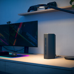 NETGEAR 推出配备 2.5 G 和 1 G 混合端口的 Nighthawk RS300 Wi-Fi 7 路由器。(来源：Netgear）