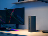 NETGEAR 推出配备 2.5 G 和 1 G 混合端口的 Nighthawk RS300 Wi-Fi 7 路由器。(来源：Netgear）