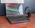 Raider 16 Max HX OLED 显示屏可能在视觉上令人惊叹,但它缺少一些常见功能