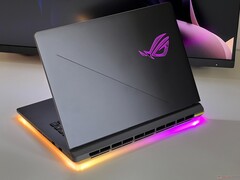 我们对 2025 华硕 ROG Strix G16 进行了评测（图片来源：Notebookcheck）