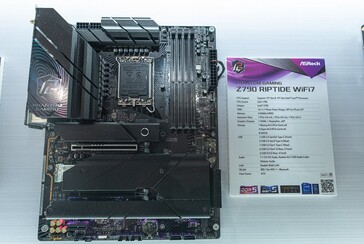 华擎Z790 Riptide WiFi7（图片来源：Xfastest.com）