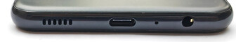 底部：扬声器、USB-C、麦克风、3.5毫米音频端口