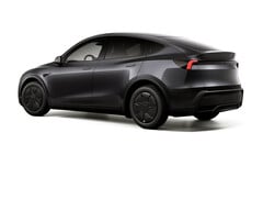 新款 Model Y 标准长续航车型。(图片来源:特斯拉德国)