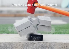 有没有想过用锤子砸碎你的迷你电脑？Geekom 肯定有过。(图片来源：Geekom via X）