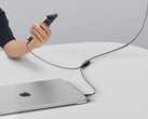 Anker 2 合 1 USB-C 至 USB-C 连接线长度可调。(图片来源：Anker）