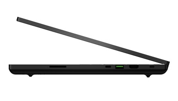 Razer Blade 16 - Ports right.(图片来源：Razer)