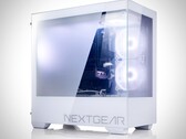 Nextgear 的最新机箱只需轻轻一按就会变得透明。(图片来源:Nextgear / 鼠标电脑)