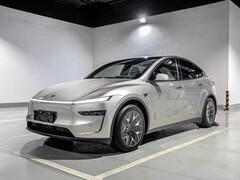 Model Y L 配备了新的 