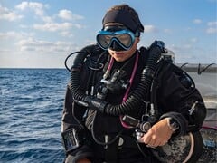 Garmin 的 Descent X50i（如图）正在接受新的稳定更新。(图片来源：Garmin）